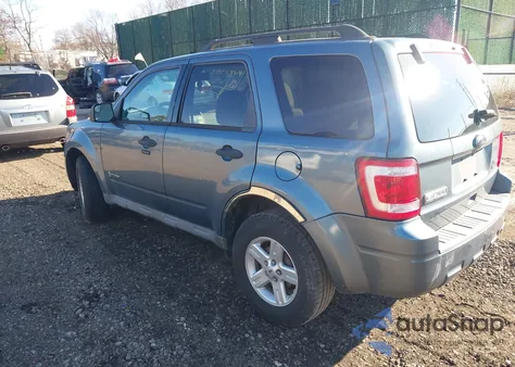 2011 Ford Escape Hybrid z USA, uszkodzony, nr VIN 1FMCU4K38BKA41334